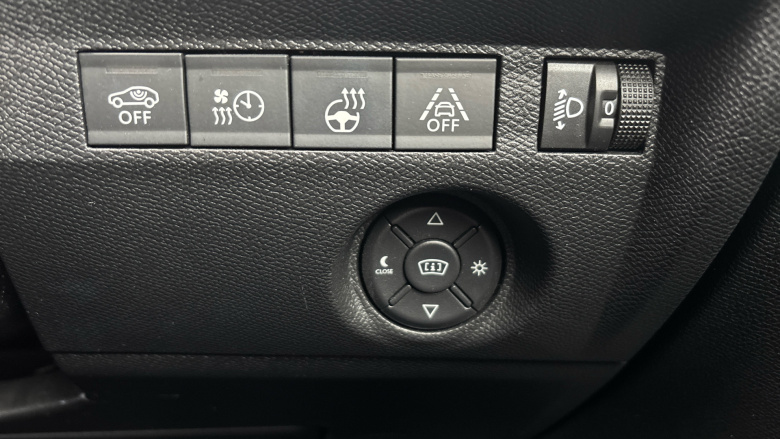 Citroen C4 100kW Shine Plus 50kWh 5dr Auto Electric Hatchback